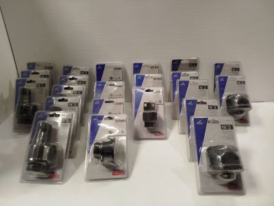 le coffret contient de nombreux modèles d'appareils photo différents