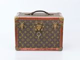 malle Louis Vuitton Monogramme avec serrure à clé