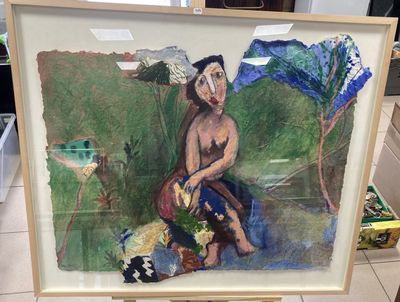 un tableau représentant une femme assise par terre avec un parapluie