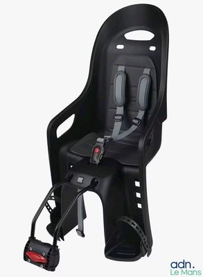 a black chair with a seat that is attached to the back of it