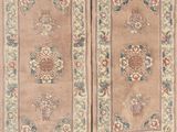 paire de tapis chinois anciens à motifs floraux et franges