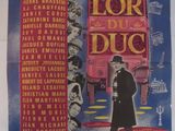 une vieille affiche de cinéma représentant un homme portant un haut-de-forme et un manteau