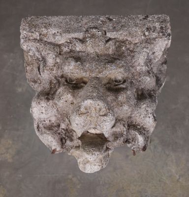 Élément d'architecture en pierre reconstituée en forme de mu…