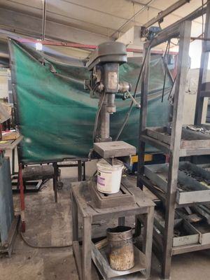 a picture of a machine that is in a garage