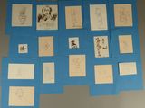 une photo d'un mur recouvert de nombreux dessins