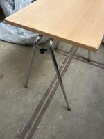 Lot de 2 tables emboîtables modèle AXO, à plateaux rectangul… (photo 3)