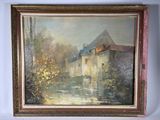 une peinture à l'huile représentant une maison au bord d'une rivière, dans un cadre
