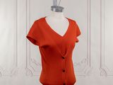 gros plan d'une robe sur un mannequin mannequin mannequin mannequin mannequin mannequin mannequin mannequin mannequin
