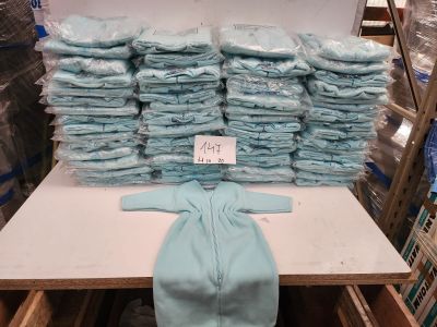 Lot de 70 gigoteuses bébé , coloris bleu, articles neufs.