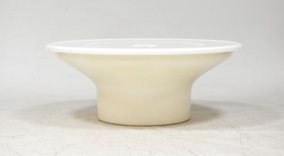 Michel CADESTIN (né en 1942) Table basse modèle « Yogafibre …