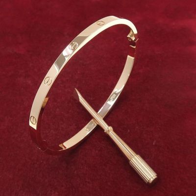Marque : Cartier Modèle : Love Petit Modèle