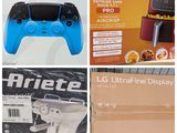 quatre photos différentes d'une manette de jeu vidéo dans une boîte