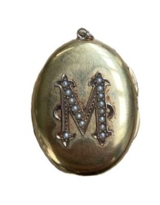 Pendentif médaillon porte-photo en or jaune chiffrée M et se…