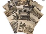 plusieurs photographies en noir et blanc représentant des personnes et des chevaux dans un champ