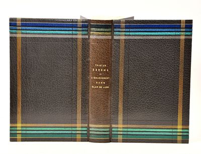 an image of a brown and blue plaid wallet on a white background