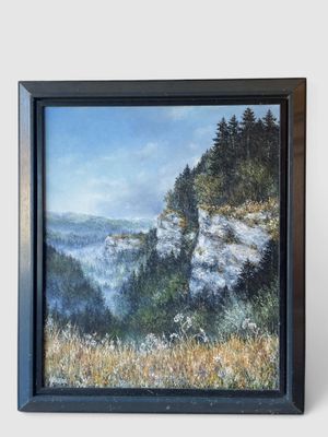 peinture représentant un paysage de montagne avec une rivière et des arbres au premier plan