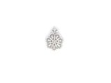 une image représentant une broche en forme de fleur en diamant sur fond blanc