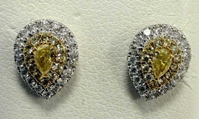 Paire de boutons d'oreilles en or blanc 750°/.