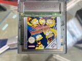 un jeu Nintendo dans un boîtier transparent posé sur une table