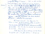 un gros plan d'un morceau de papier sur lequel on a écrit