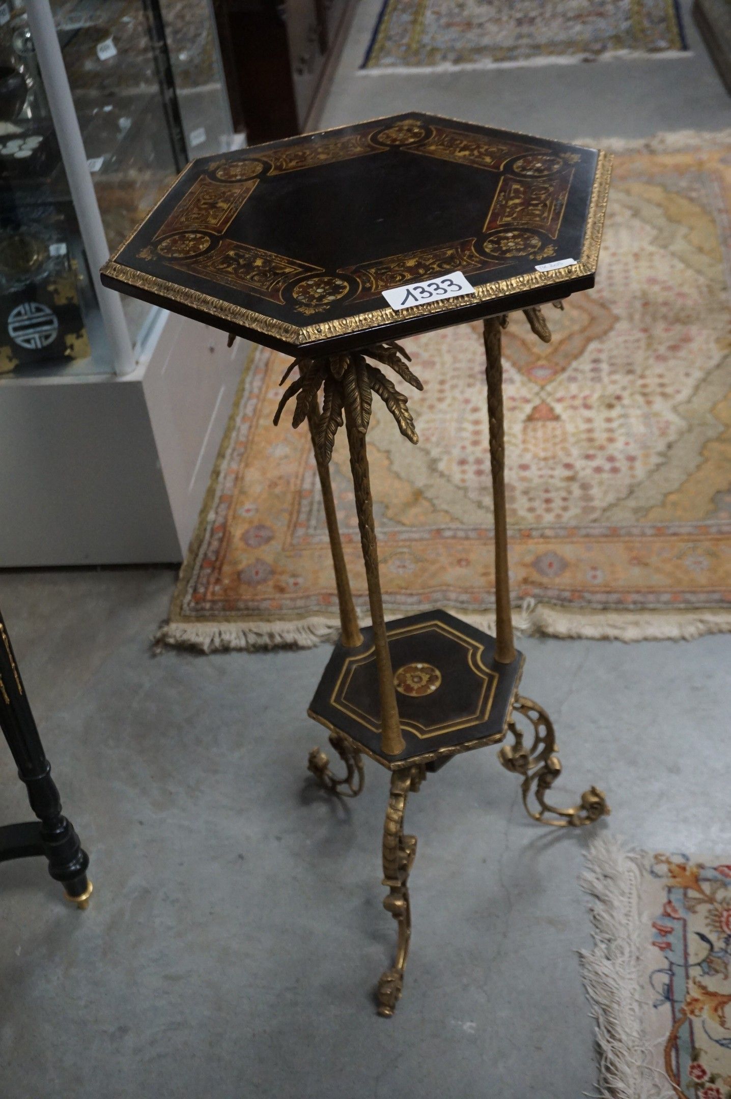 table d'appoint hexagonale de style Boulle - avec des montur…