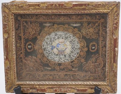 a picture of a picture of a clock in a picture frame