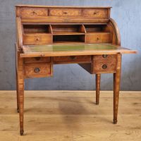 PETIT BUREAU A CYLINDRE de Style Louis XVI - Milieu du XXème… (photo 2)