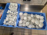 Important lot de coupelles et cuillères de mise en bouche (4…