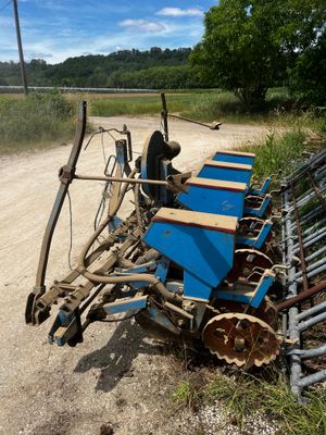 Lot de Destockage - Évaluation d'Objets Non Vendus