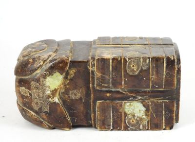 a small wooden box that has a handle on it