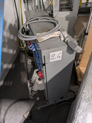 Coffret électrique mobile à 4 sorties 380 V et 10 sorties 220 V - Photo 1