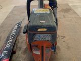 a small machine that is sitting on the floor