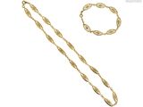 un ensemble composé d'un collier et d'un bracelet en or