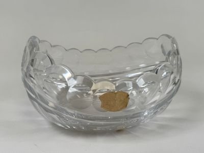 VAL SAINT LAMBERT. Coupe ou jardinière en cristal taillé. - Photo 1