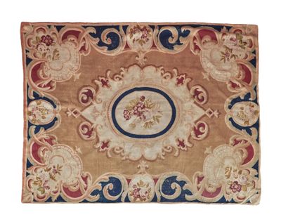 une image représentant un tapis orné d'un motif en médaillon