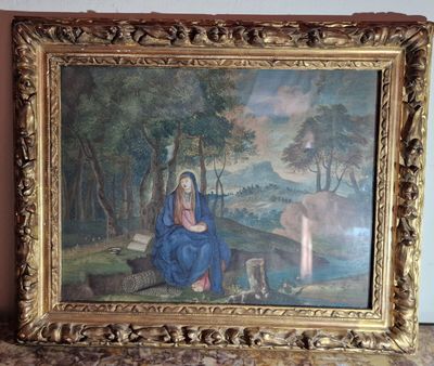 une image représentant un tableau où l'on voit une femme assise sur un banc à côté d'un chien