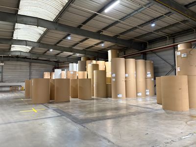 EXT - Bobines de cartons (produits finis) Poids (grammes) /m…