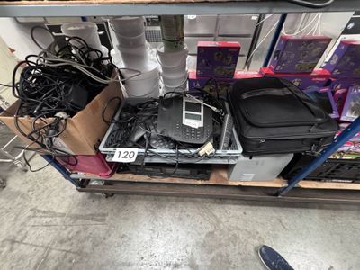 Lot comprenant DCD, lecteur CD? téléphone fixe, imprimante e…