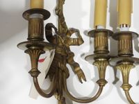 Paire d'appliques en bronze doré et ciselé, le fût à décor d… (photo 5)