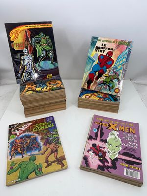 six bandes dessinées posées sur une table devant un fond blanc