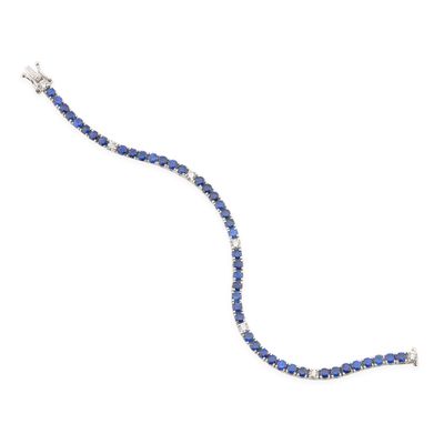 un bracelet en saphir et diamant