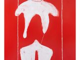 un tableau rouge et blanc représentant deux mains suspendues à des ficelles