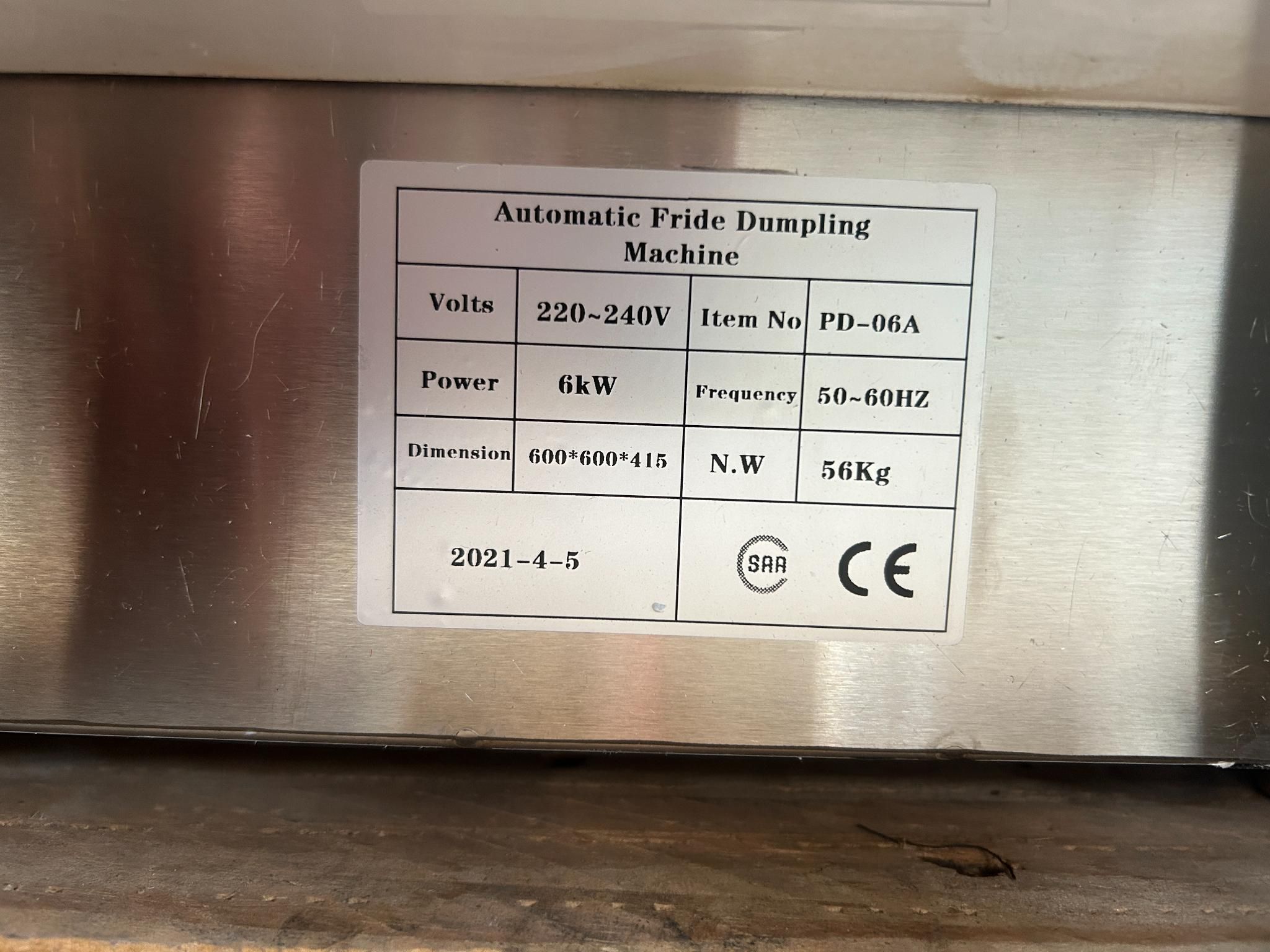 Machine à gyoza automatique, dimensions : 61x59x40 cm, no... - 89636377 ...