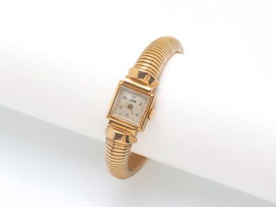 l'image d'une montre-bracelet pour femme dessinée sur une serviette