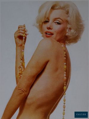 a picture of a woman that is posing for a picture