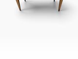 un bureau en bois sur lequel sont posés deux vases