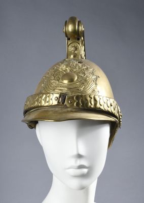 Casque de Sapeur-Pompier de la commune de Meilhaud modèle 18… - Photo 1