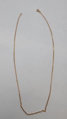 Chaine de cou en or 18 carats 750 millièmes. En règle. Poids brut...