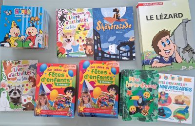 beaucoup de livres pour enfants sur la table