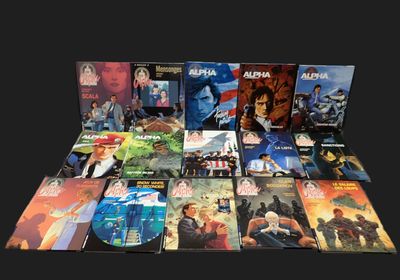 un grand nombre de livres posés sur une table